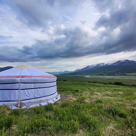 Iceland Yurt アークレイリ エクステリア 写真